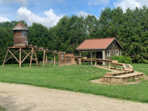 Gem mining attraction