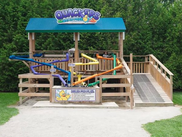 Quakers duck-themed game attraction at Kustermans Adventure Farm