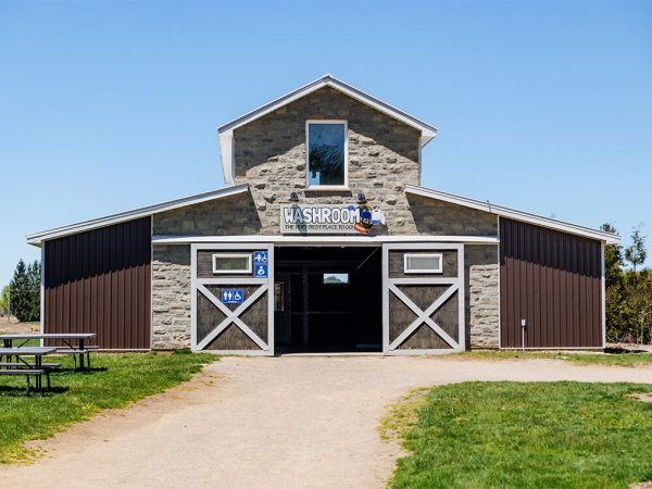 Clean and accessible washroom facilities at Kustermans Adventure Farm